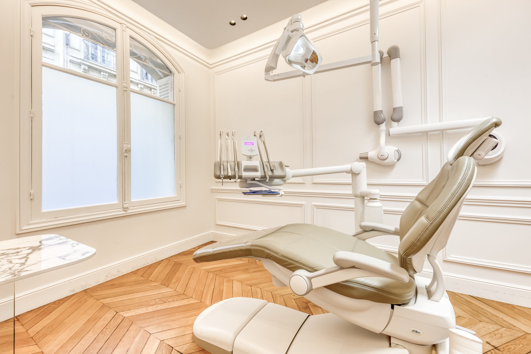 Cabinet Paris 16 - Picot