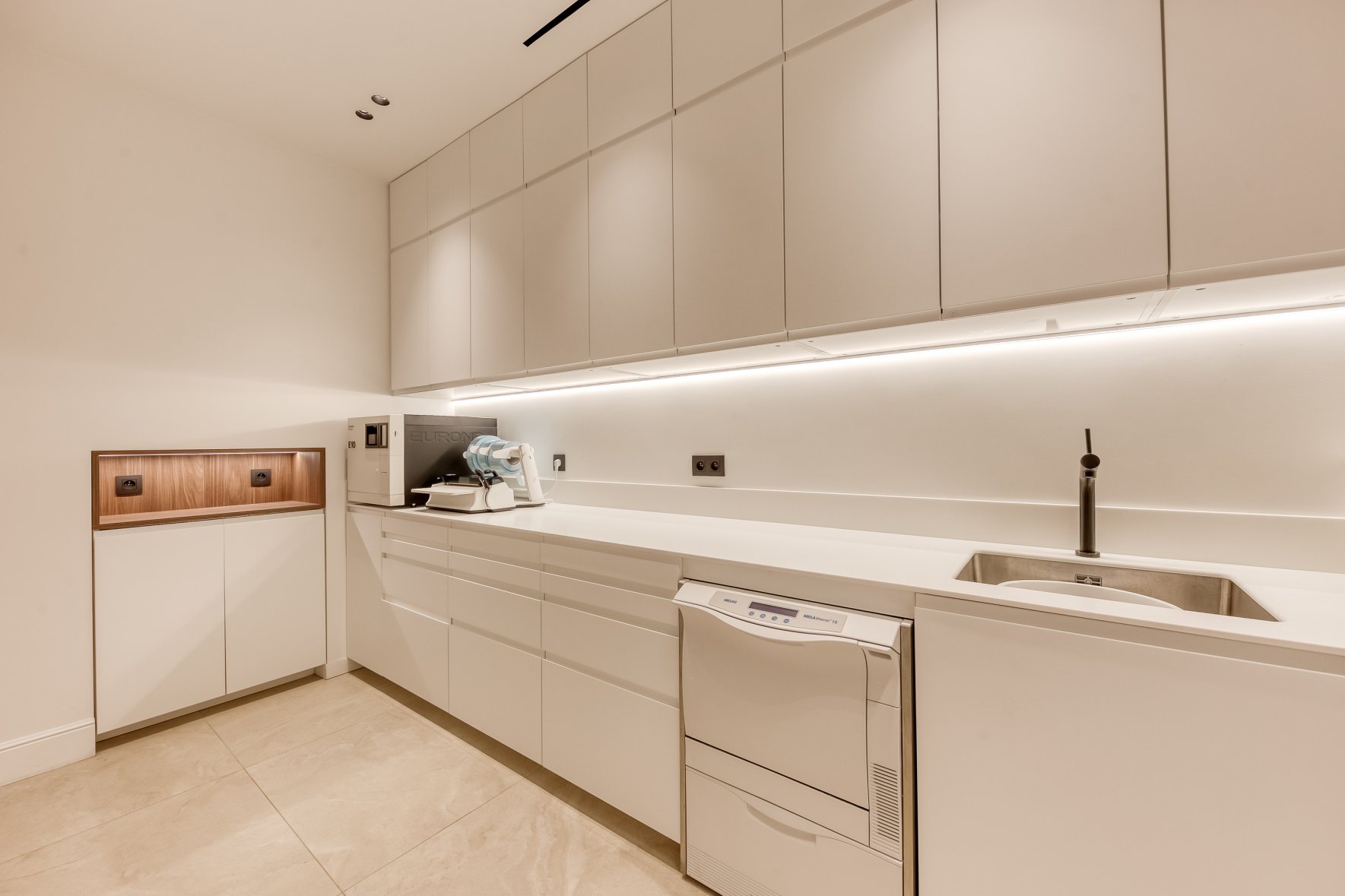 Cabinet Paris 16 - Picot